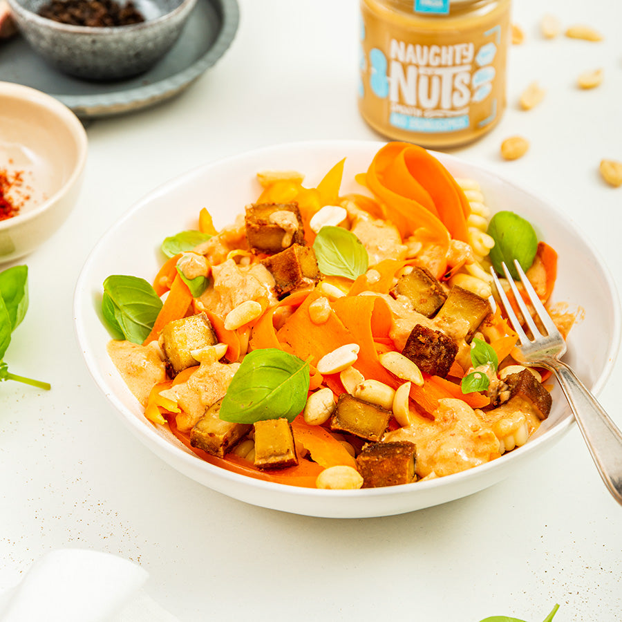 Gemüsepasta mit Erdnussmus Smooth